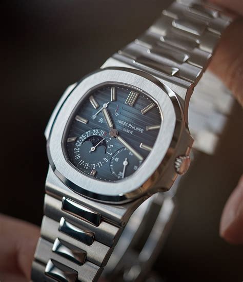 used patek philippe nautilus